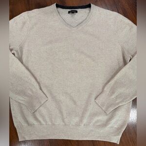 Tahari men's 100% cashmere v-neck sweater Size XL cream color